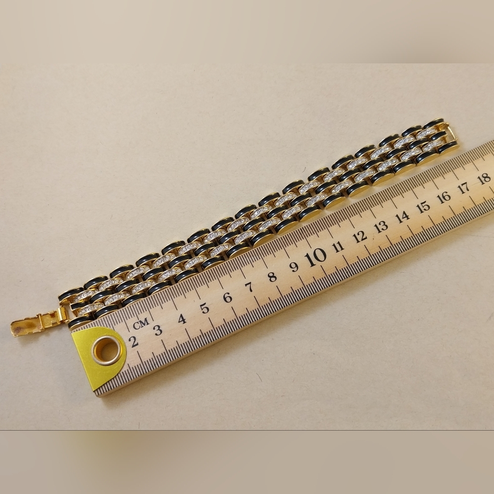 Gold and Black Bracelet - Picture 9 of 16